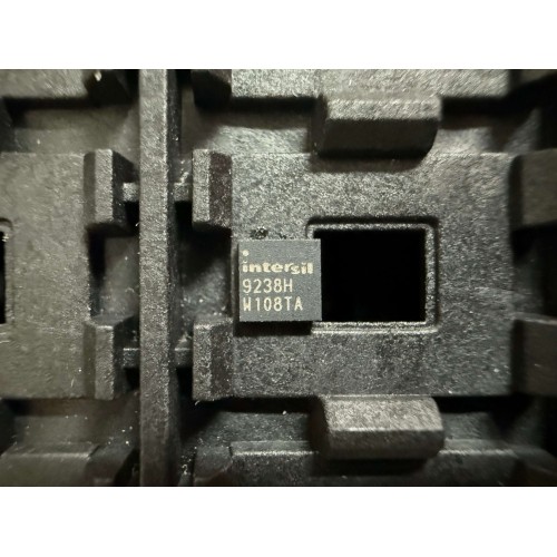 ISL9238H 9238H ISL9238 ISL9238HRTZ Entegre