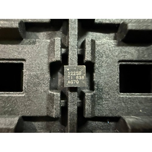 TPS1225B (TPS51225B) Entegre